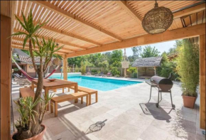 Superbe villa secteur calme avec piscine chauffée